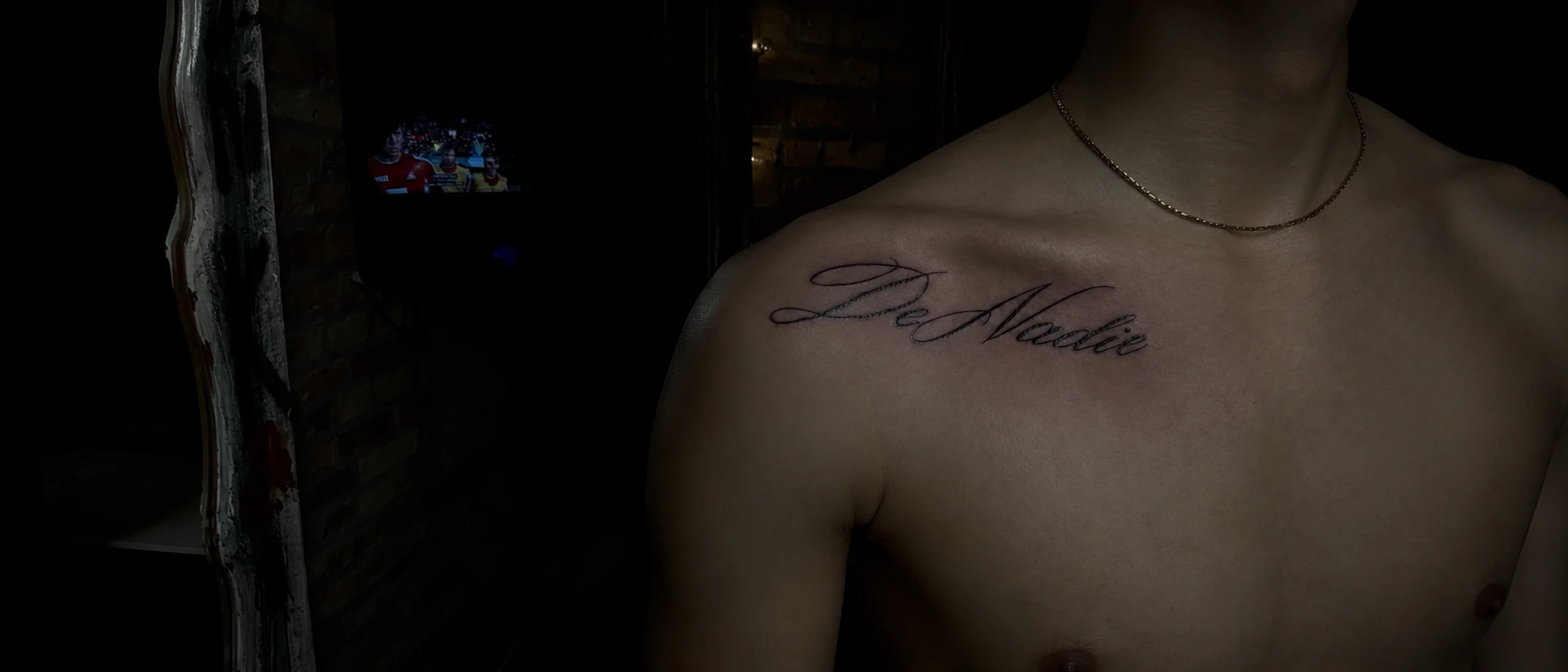Fine line tattoo